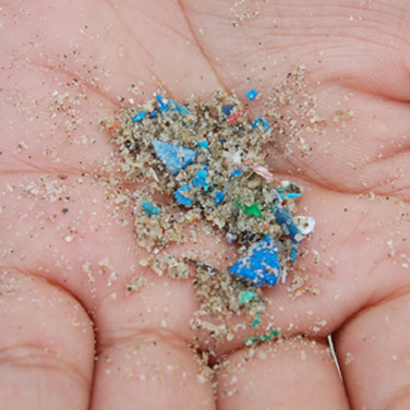 Naučte se zpomalit | Mikroplasty